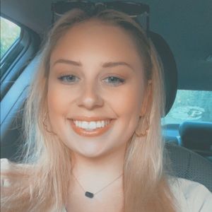 Meet your Posher, Paige